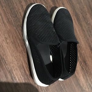 black slide on shoes